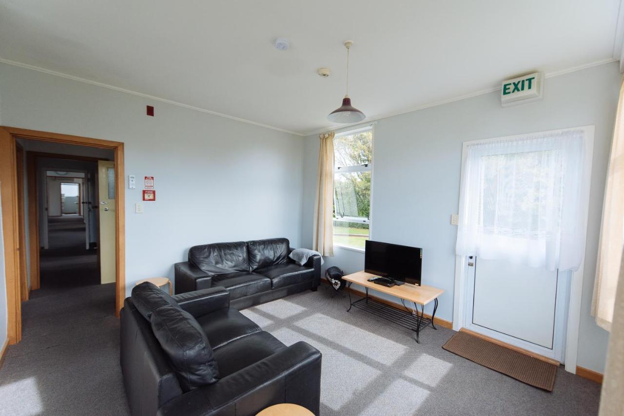 Koru Flat Lägenhet Pounawea Exteriör bild